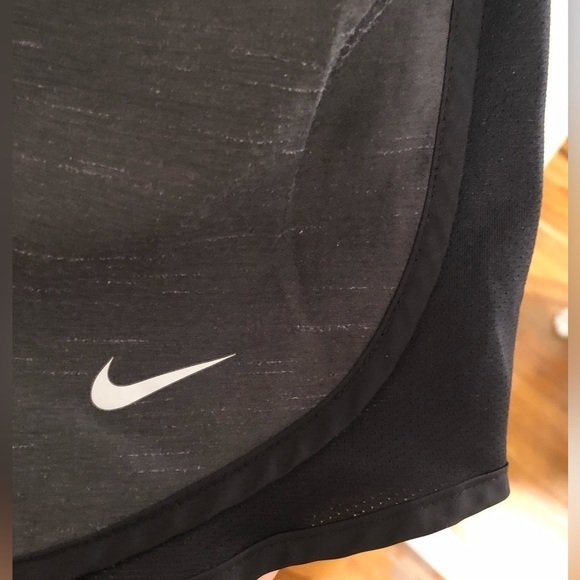 Nike dri fit tempo, black athletic running shorts size large - Picture 5 of 7